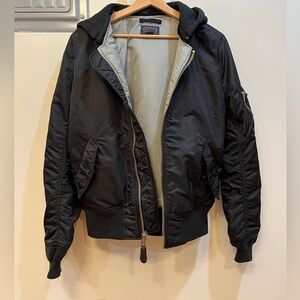 Alpha Industries MA-1 NATUS Color:Black